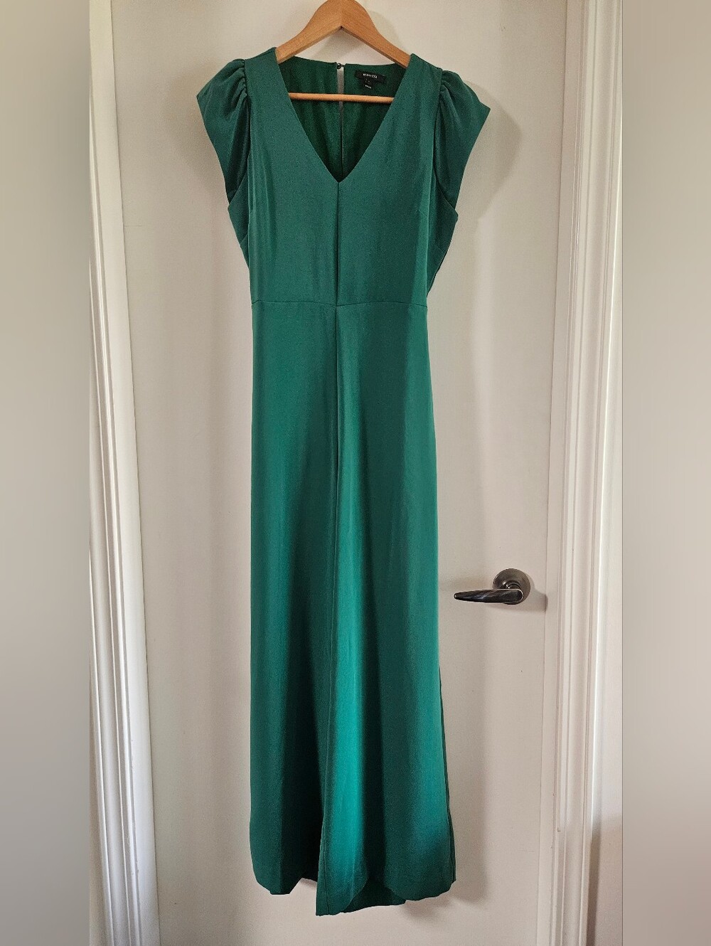 RW&CO. Emerald Green V-Neck Jumper